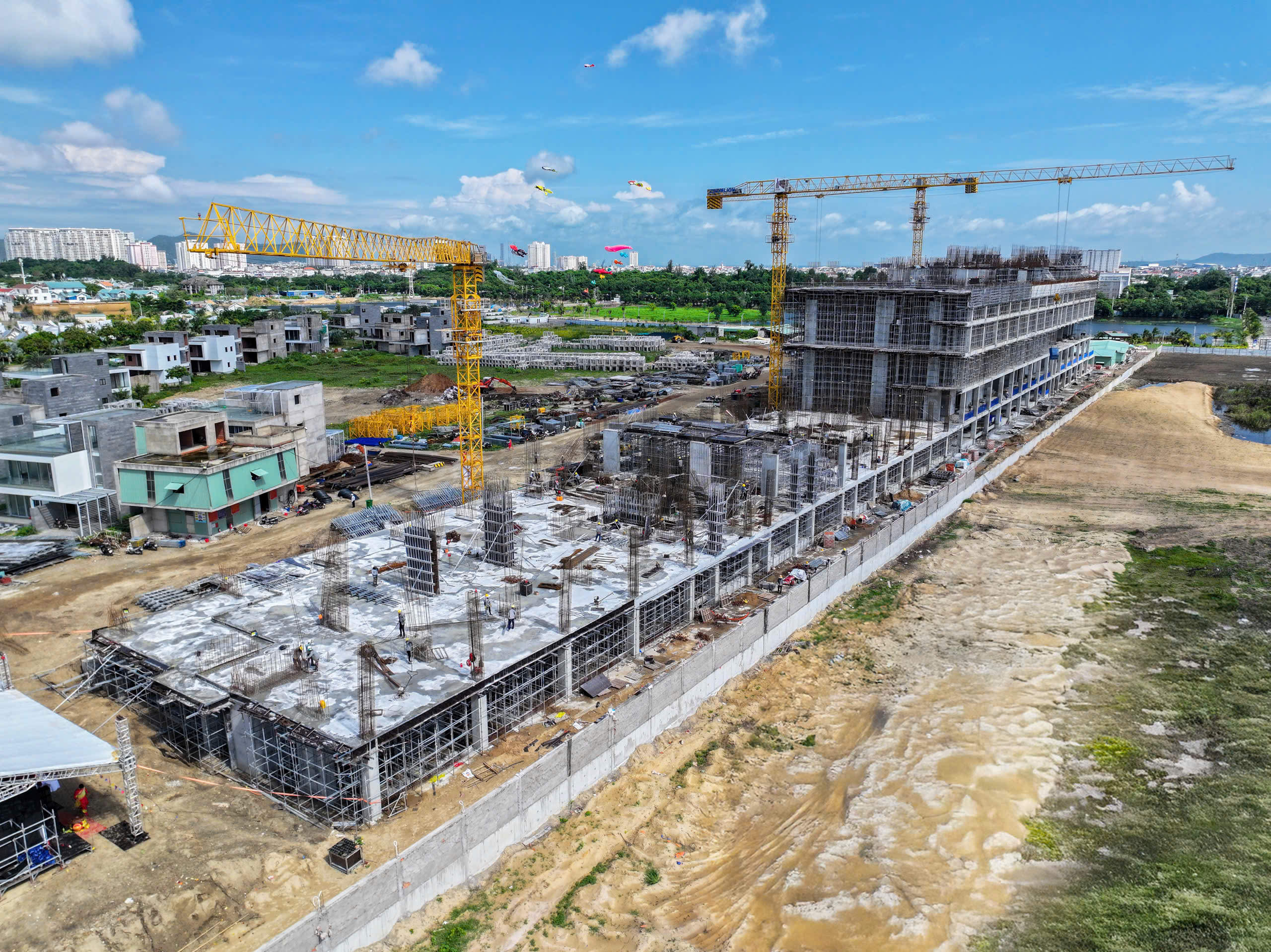 tien do xay dung atlantic vung tau 2025